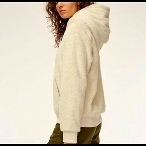 Aritzia TNA pullover teddy hoodie